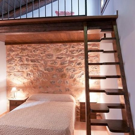Apartamentos Cine Capicol Albarracín Quarto foto